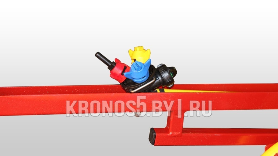 Опрыскиватель полевой навесной Biardzki P329/3 (600 л)